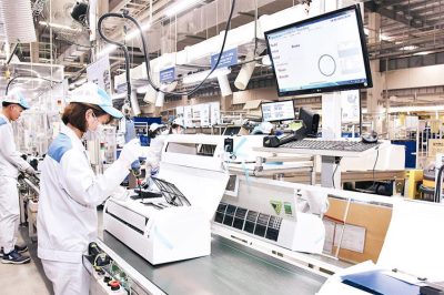Trắc nghiệm KTPL 11 Bài 5: Thị trường lao động và việc làm